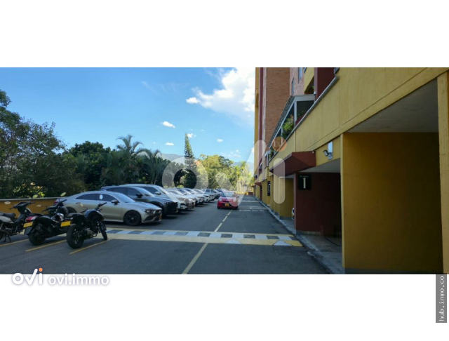 Apto en Laureles, La Castellana