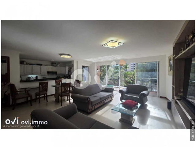 Casa en Loma de las Brujas, Envigado