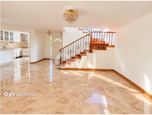 Casa en Loma del Escobero, Envigado