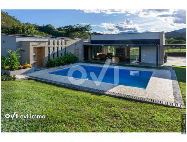 (FINCA) (Sopetran)
