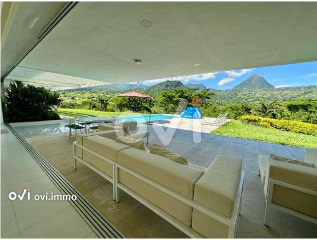 Casa campestre en Alto de las Palmas, Envigado
