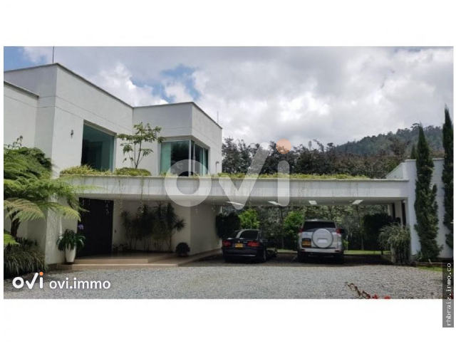 (CASA CAMPESTRE) 2 niveles (PALMAS)