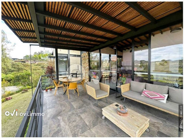 Casa en Puro Cuero, El Retiro
