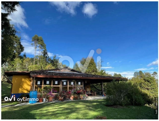 Casa campestre en Santa Elena