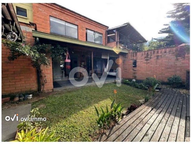 Casa en Transversal Intermedia, Envigado
