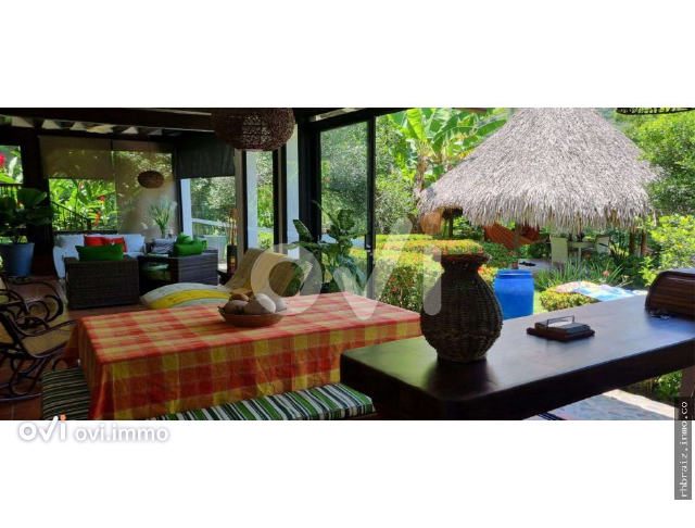 (CASA CAMPESTRE) 2 niveles (Sucre, Antioquia)