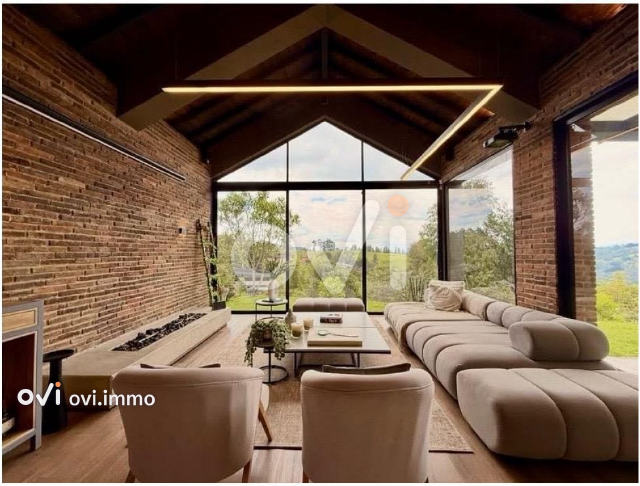 Casa campestre en Alto de las Palmas, Envigado