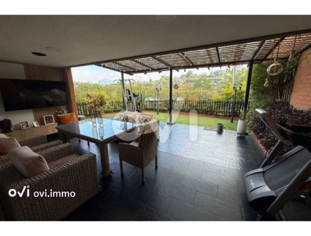 Casa en Loma del Chocho, Envigado
