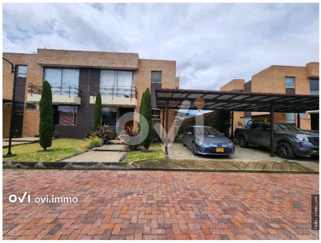 (CASA) (Bogota, Piedra Real)