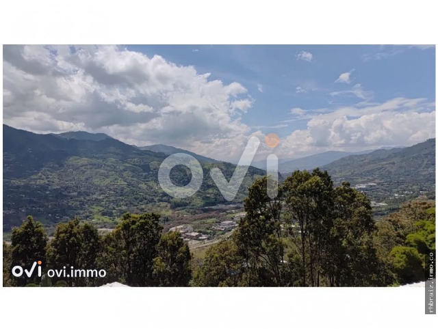 (FINCA) un nivel (Loma de los Ochoa)