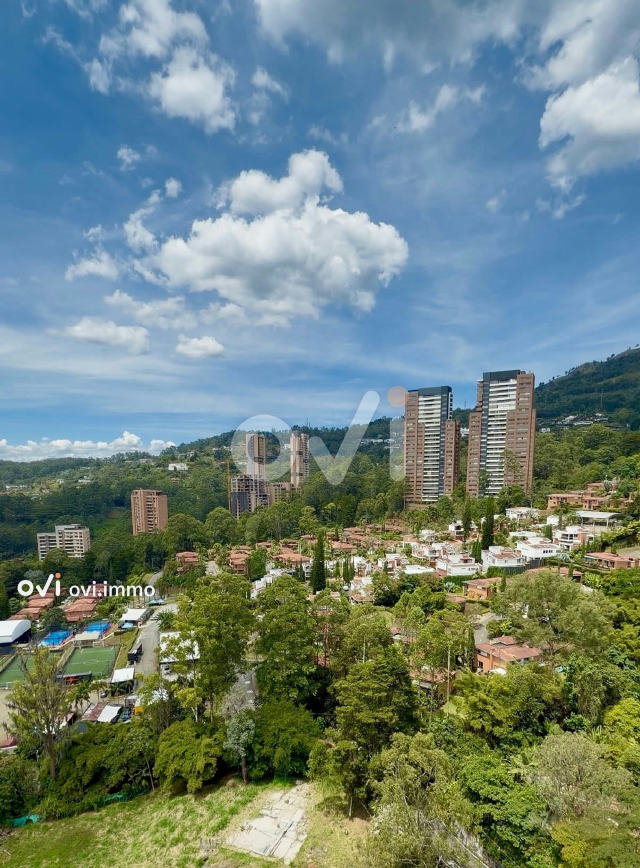 Apto en El Poblado, Medellin