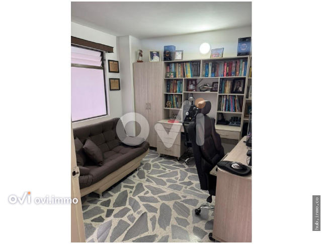 (APTO) piso 3 (Laureles, Almeria)