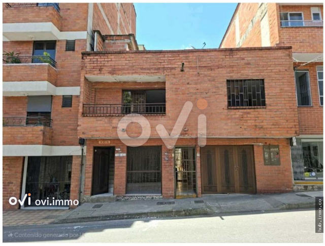 (CASA LOTE) (Guanteros, Envigado)