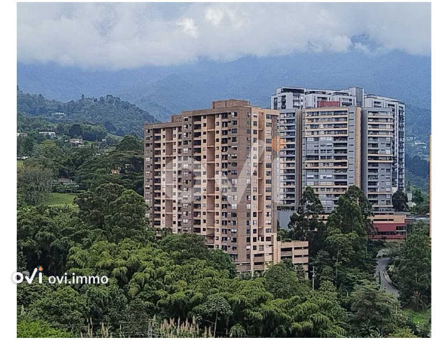 Apto en Loma de las Brujas, Envigado