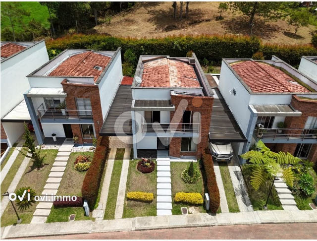 Casa en El Retiro