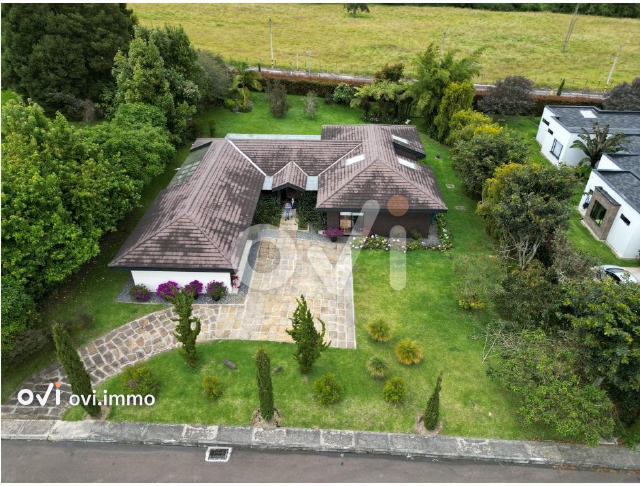Casa campestre en El Poblado, Las Palmas, Medellin