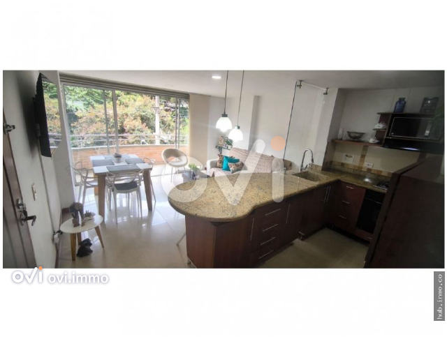 Apto en Laureles, La Castellana, Medellin