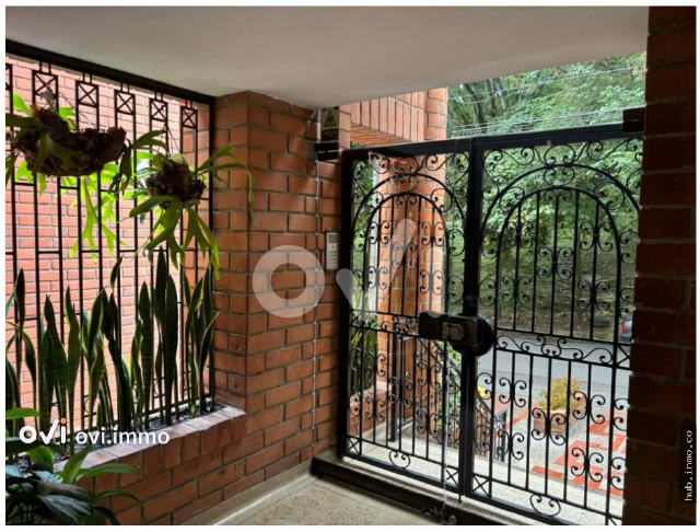 Apto en Laureles, La Castellana, Medellin