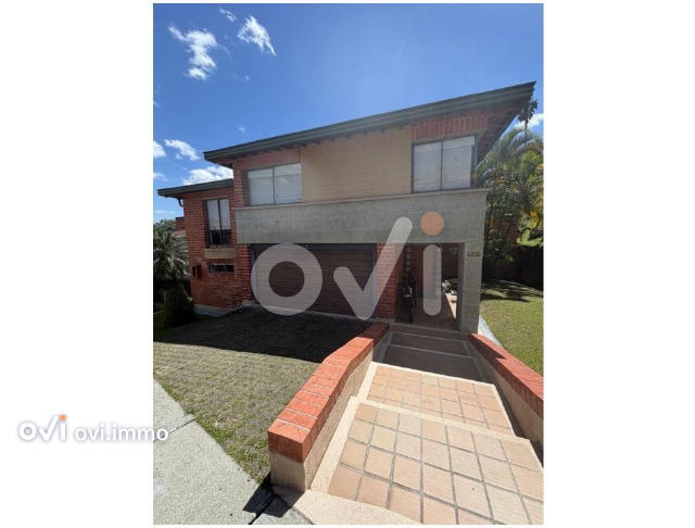 Casa en Transversal Intermedia, Envigado