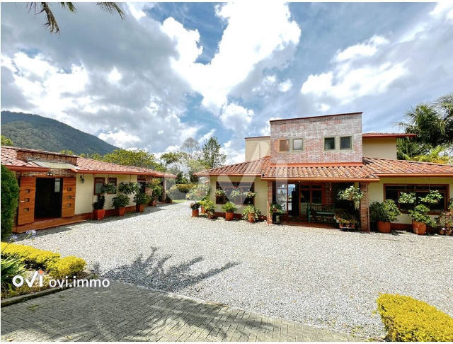 Casa en La Catedral, Envigado