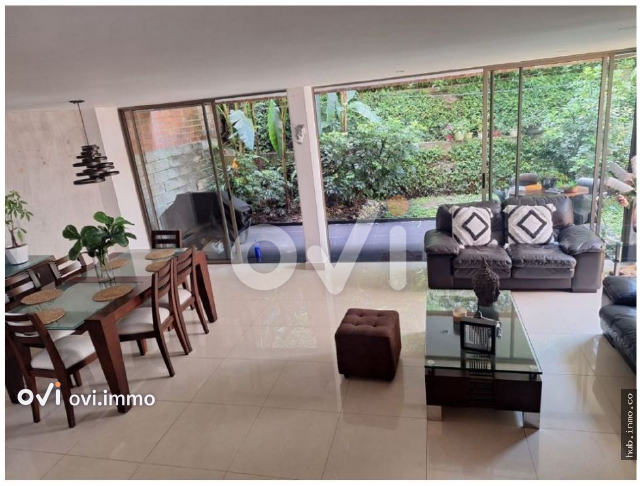 Casa en Loma del Esmeraldal, Envigado