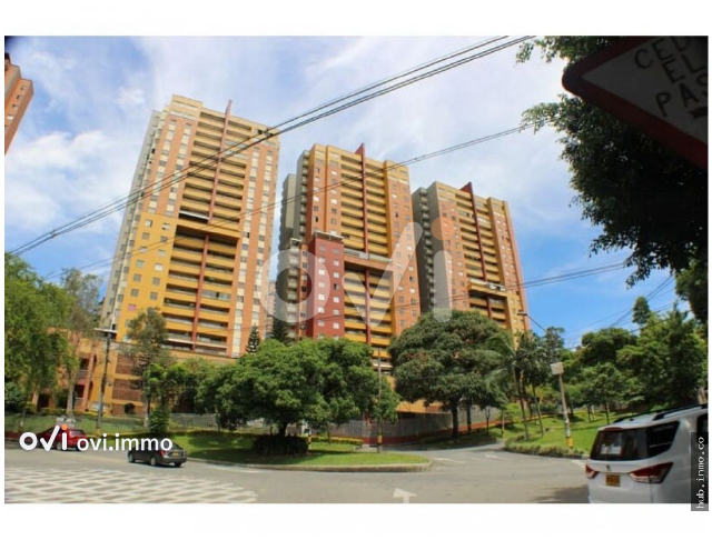 Apto en Laureles, La Castellana, Medellin