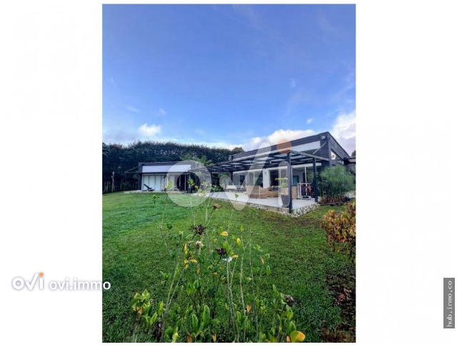 Casa en Loma del Escobero, Envigado