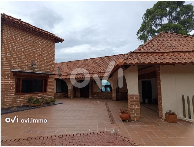 Casa campestre en Alto de las Palmas, Envigado