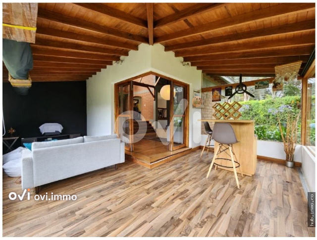 Casa campestre en Alto de las Palmas, Envigado